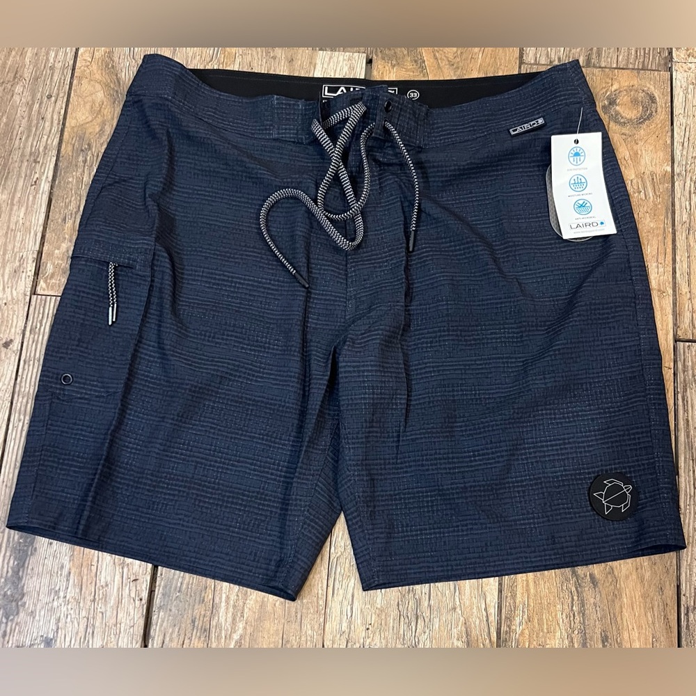 LAIRD hyper4 size 33 board shorts NEW with tags